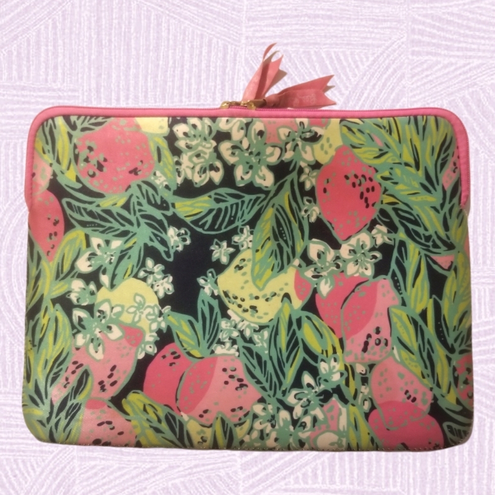 Lily Pulitzer tablet notebook padded case sz approx 10"x13"